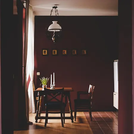 Pensjonat Ruth- Turmzimmer Anno1869 Herrenhaus Viecheln 3*