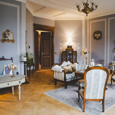 Ruth- Turmzimmer Anno1869 Herrenhaus Viecheln