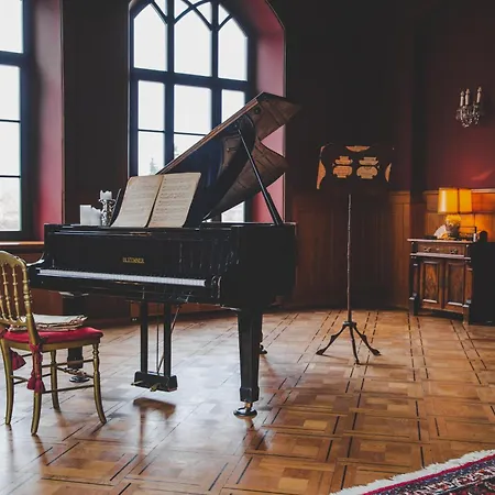 Ruth- Turmzimmer Anno1869 Herrenhaus Viecheln 3*